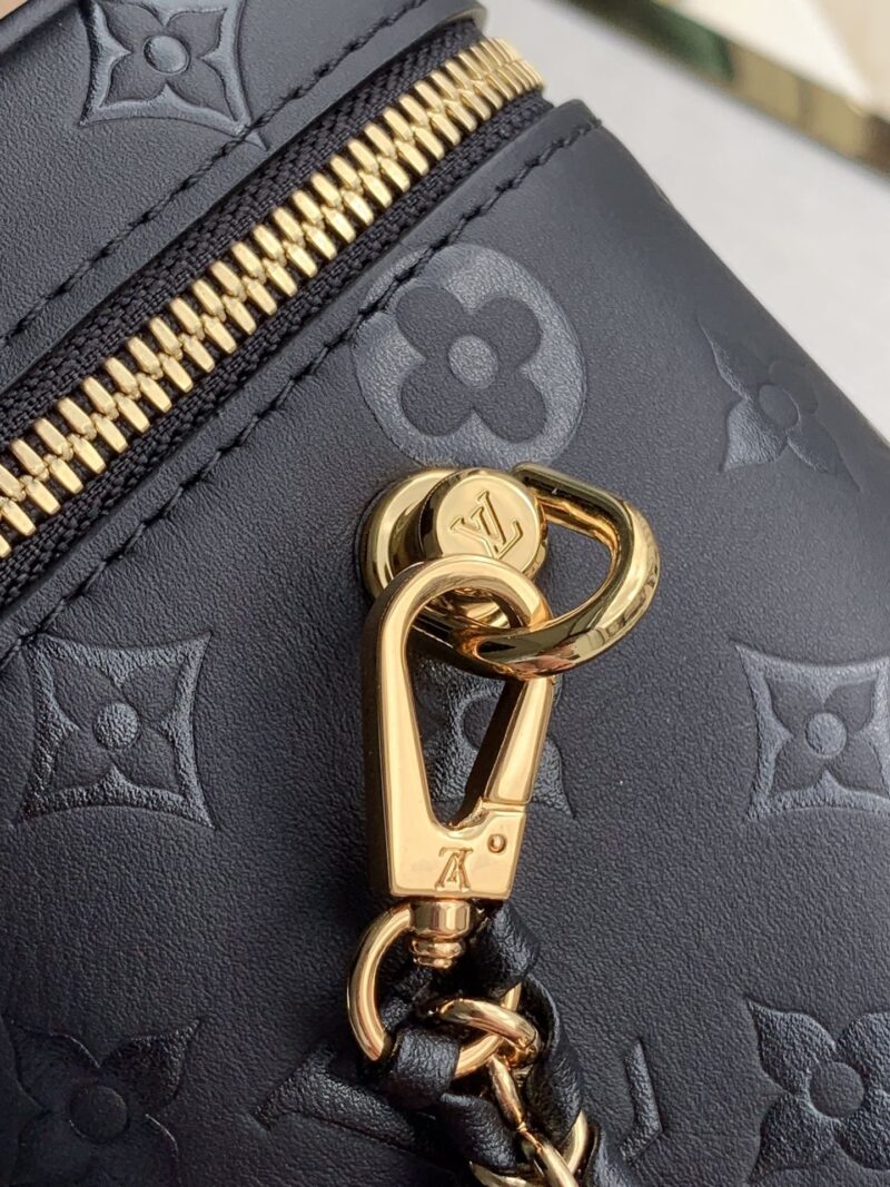 Louis Vuitton Cosmetic Bag M42264-14*19*10CM - Image 8