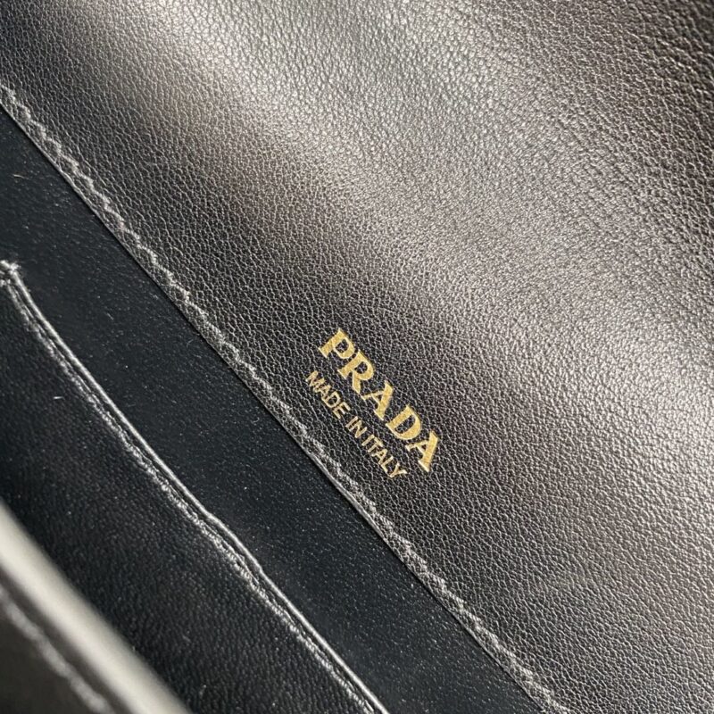 Prada 1BP020 Saffiano Chain Bag-20*12*4CM - Image 7