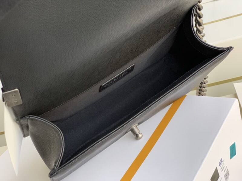 Ch@nel Boy Bag-Caviar-25CM - Image 2