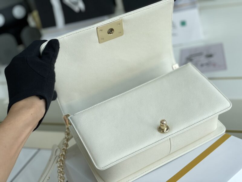 Ch@nel Boy Bag-Caviar-25CM - Image 3