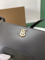 Burberry Shoulder Bag-28*5*14CM - Image 6