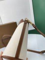 Burberry Pocket Bag-17 x 12 x 26CM - Image 3