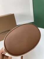 Burberry Pocket Bag-17 x 12 x 26CM - Image 4