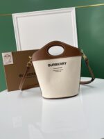 Burberry Pocket Bag-17 x 12 x 26CM