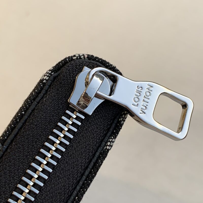 Louis Vuitton Zippy Vertical Wallet M63095-20*10CM - Image 4