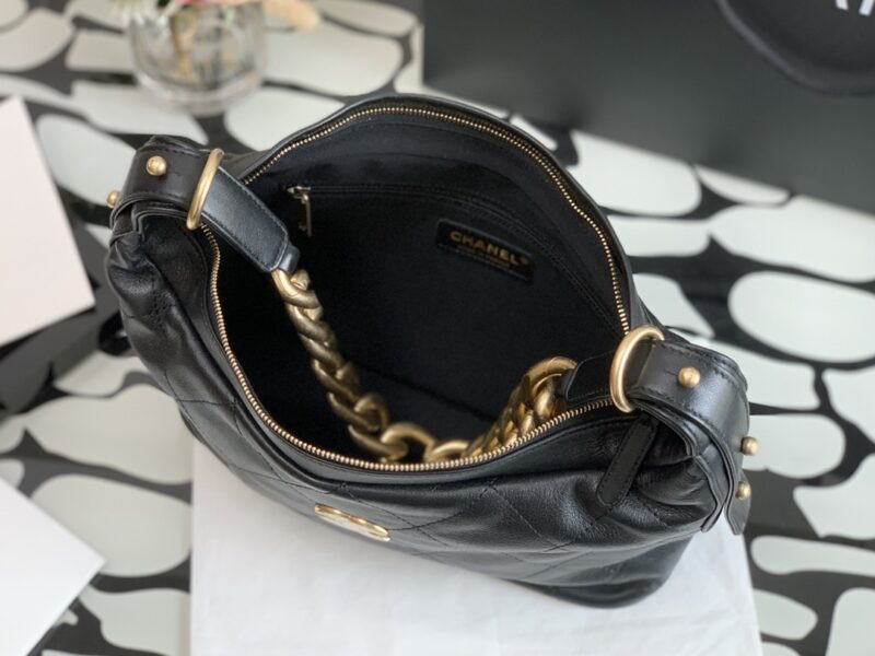 CHANLE Tote Bag - Image 9