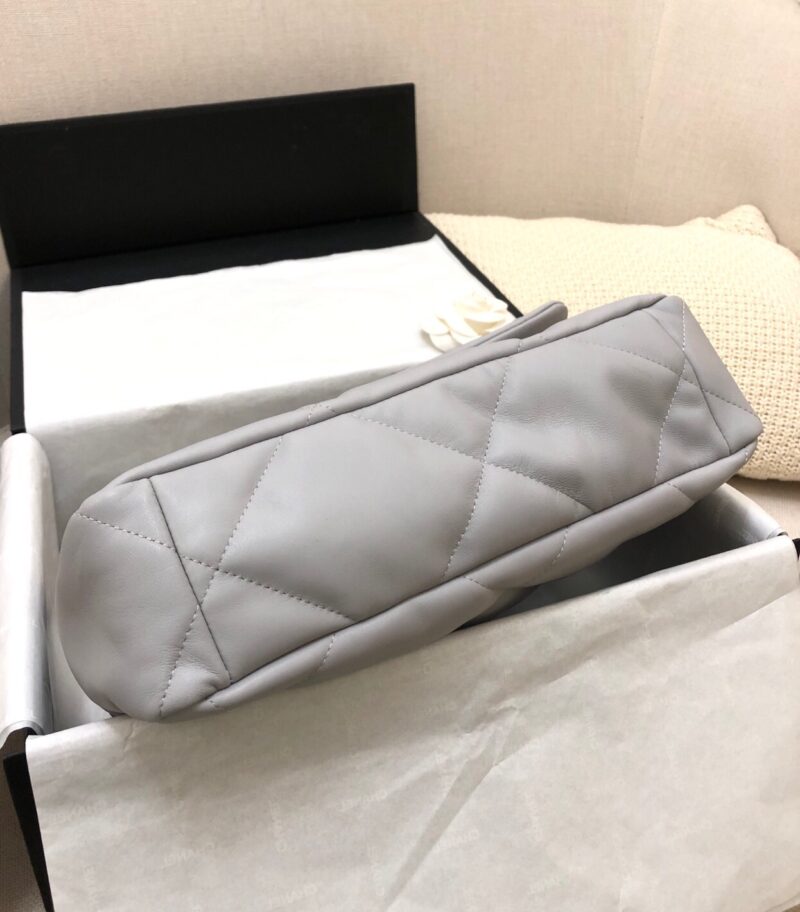 Ch@nel 19 Flap Bag-26&30CM - Image 4