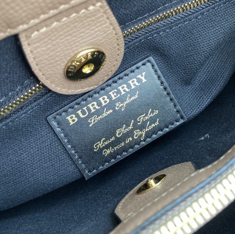 Burberry The Banner-34*16*25CM - Image 5