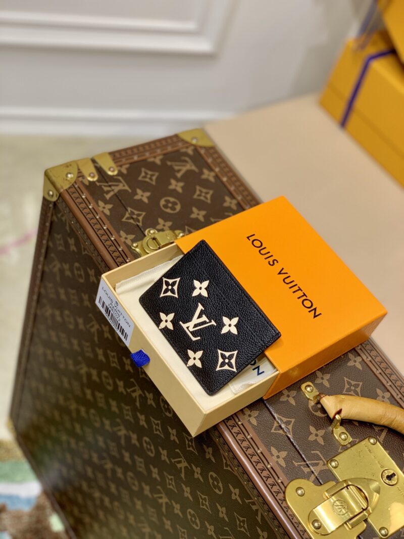 Louis Vuitton Card Holder M81022-11.0 x 7.5 x 0.4CM - Image 2