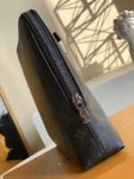 Louis Vuitton New Pouch-21*27*5CM - Image 2