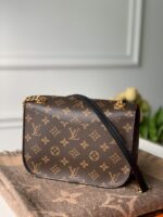 Louis Vuitton Compact Chain Bag M45592 -22*17*10CM - Image 6