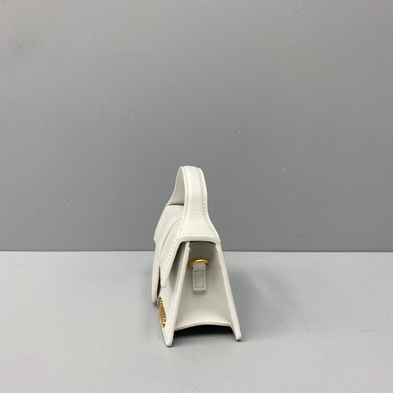 Jacquemus Small Bamnino Bag-18x6x7CM - Image 6