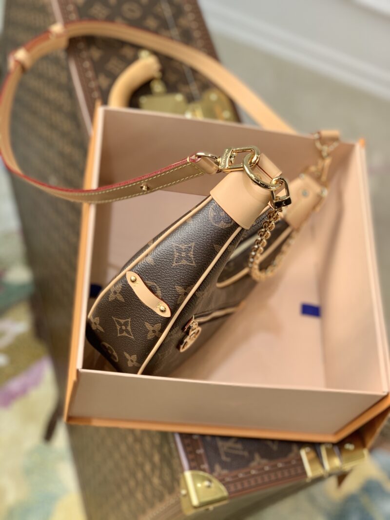 Louis Vuitton Odeon Handbags-M44036-24*22*6CM - Image 5