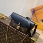 Louis Vuitton Padlock on Strap-19x11×3CM