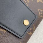 Louis Vuitton Padlock on Strap-19x11×3CM - Image 3