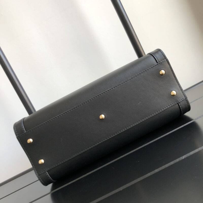 Gucci Diana Top HandBags - Image 9