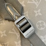 Louis Vuitton M45913 Saumur Backpack-27*42*13CM - Image 7