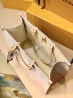 Louis Vuitton By The Pooll Onthego Handbag-35*27*14CM - Image 7