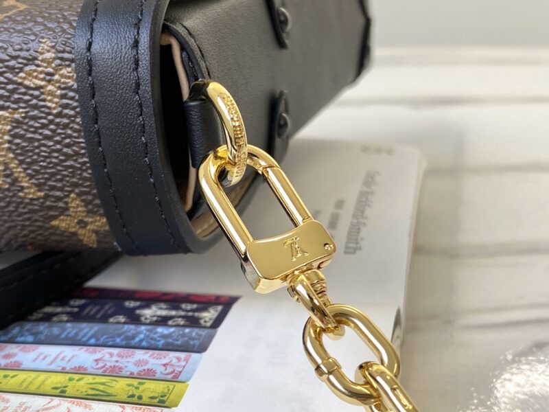 Louis Vuitton Trunk Vertical-11*17.5*3.5CM - Image 2