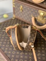 Louis Vuitton Petite Boite Chapeau-18*17*7CM - Image 6