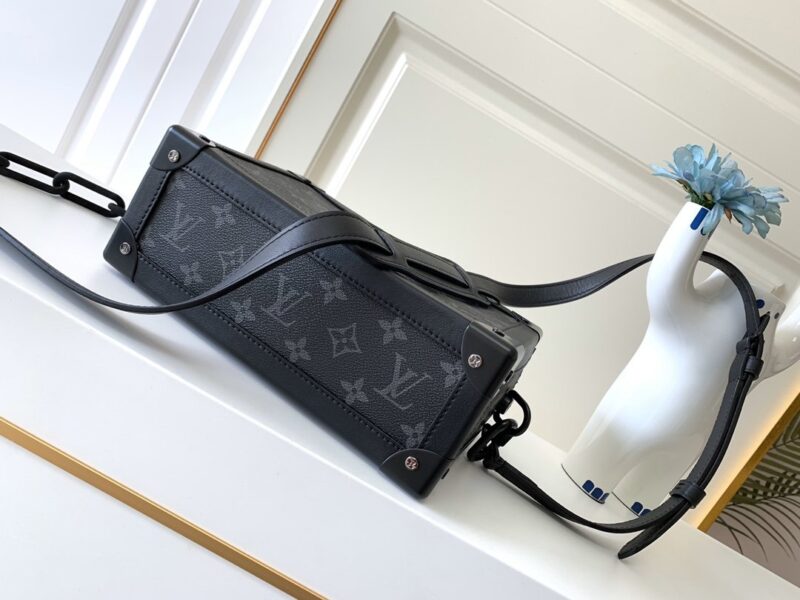 Louis Vuitton Soft Trunk-25x17x9.5M - Image 3