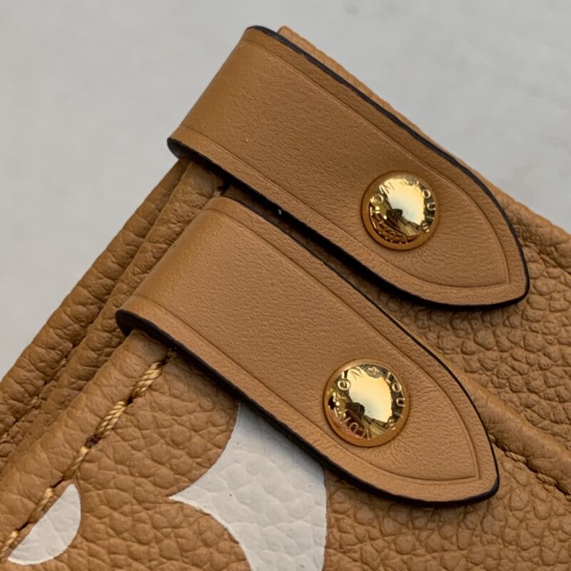 Louis Vuitton By The Pooll Onthego Handbag-35*27*14CM - Image 6