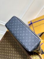Louis Vuitton M45914 Monogram Eclipse Saumur-38*37*13M - Image 3
