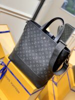 Louis Vuitton M45914 Monogram Eclipse Saumur-38*37*13M