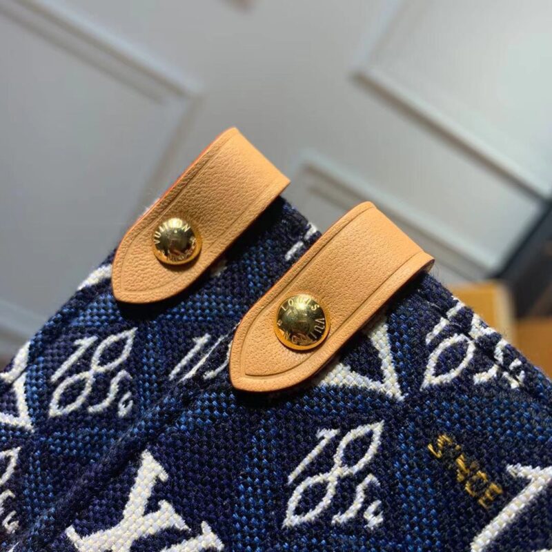 Louis Vuitton Small Onthego Handbag-35*28*15CM - Image 2