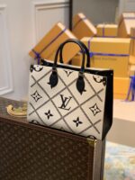 Louis Vuitton By The Pooll Onthego Handbag-35*27*14CM