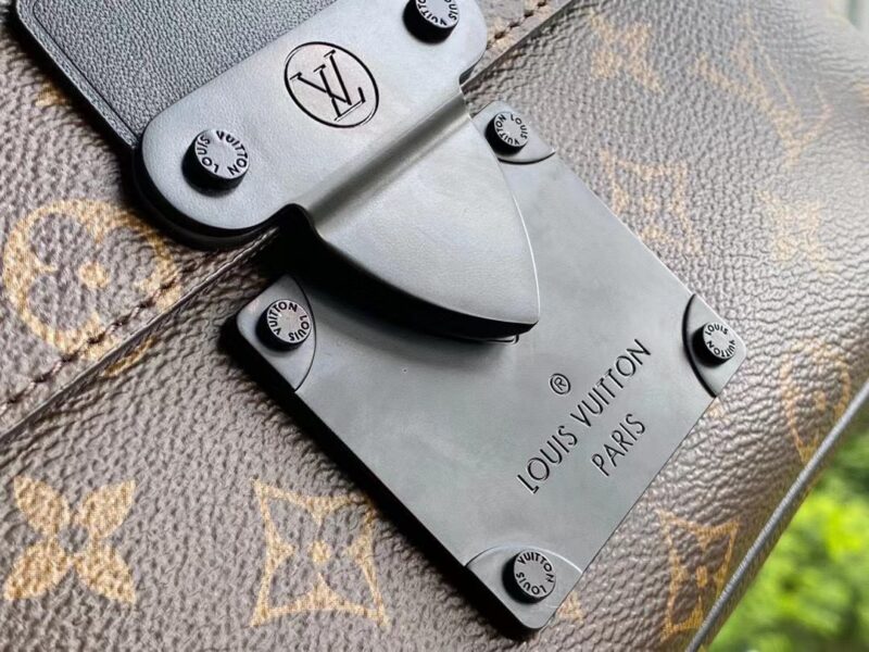 Louis Vuitton S Lock Bag-M45806-22*18*8CM - Image 9