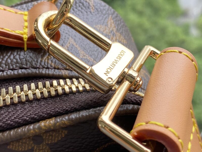 Louis Vuitton Geronimos Handbags-23*15*4CM - Image 8