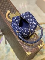 Louis Vuitton Square Handbags- M59611-16*16*16CM - Image 3