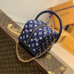 Louis Vuitton Square Handbags- M59611-16*16*16CM