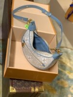 Louis Vuitton Loop Handbags-M40511-23*13*6CM - Image 3