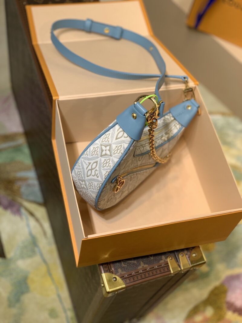 Louis Vuitton Loop Handbags-M40511-23*13*6CM - Image 6