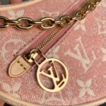 Louis Vuitton Loop Handbags-M810981-23*13*6CM - Image 6