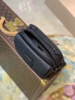 Louis Vuitton S Lock Bag-M45806-22*18*8CM - Image 2