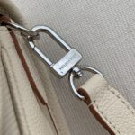 Louis Vuitton Buci Handbag-24.5 x 15.5 x 9CM - Image 4