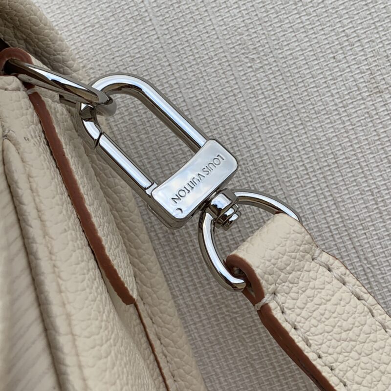 Louis Vuitton Buci Handbag-24.5 x 15.5 x 9CM - Image 4