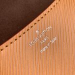 Louis Vuitton Buci Handbag-24.5 x 15.5 x 9CM - Image 2