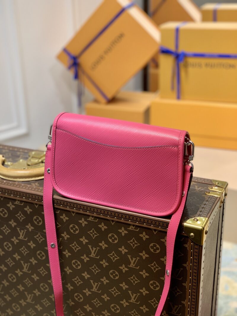 Louis Vuitton Buci Handbag-24.5 x 15.5 x 9CM - Image 6