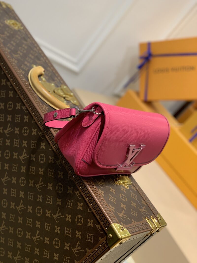 Louis Vuitton Buci Handbag-24.5 x 15.5 x 9CM - Image 8