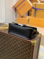 Louis Vuitton Buci Handbag-24.5 x 15.5 x 9CM - Image 2