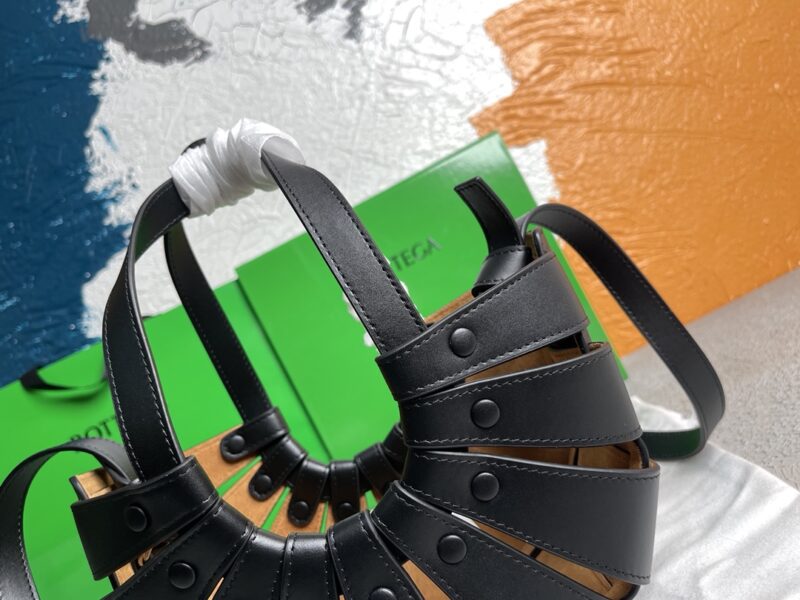 Bottega VenetaTote-25*15*10CM - Image 5