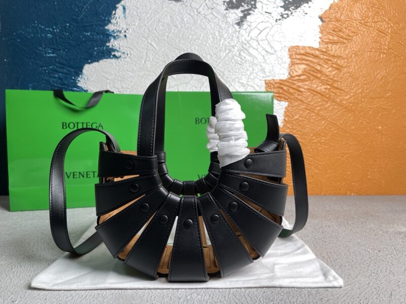 Bottega VenetaTote-25*15*10CM - Image 8