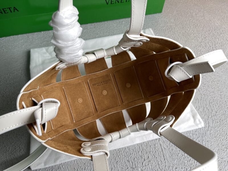 Bottega VenetaTote-25*15*10CM - Image 3