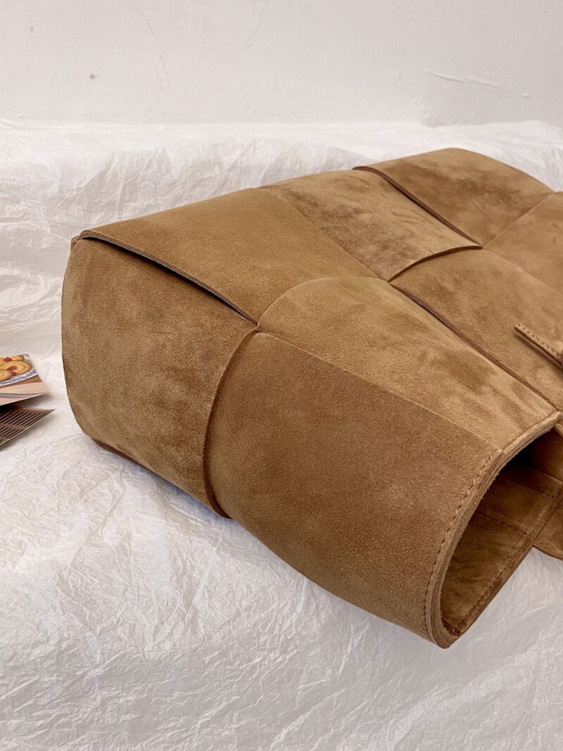 Bottega VenetaTote-41×27×14CM - Image 11