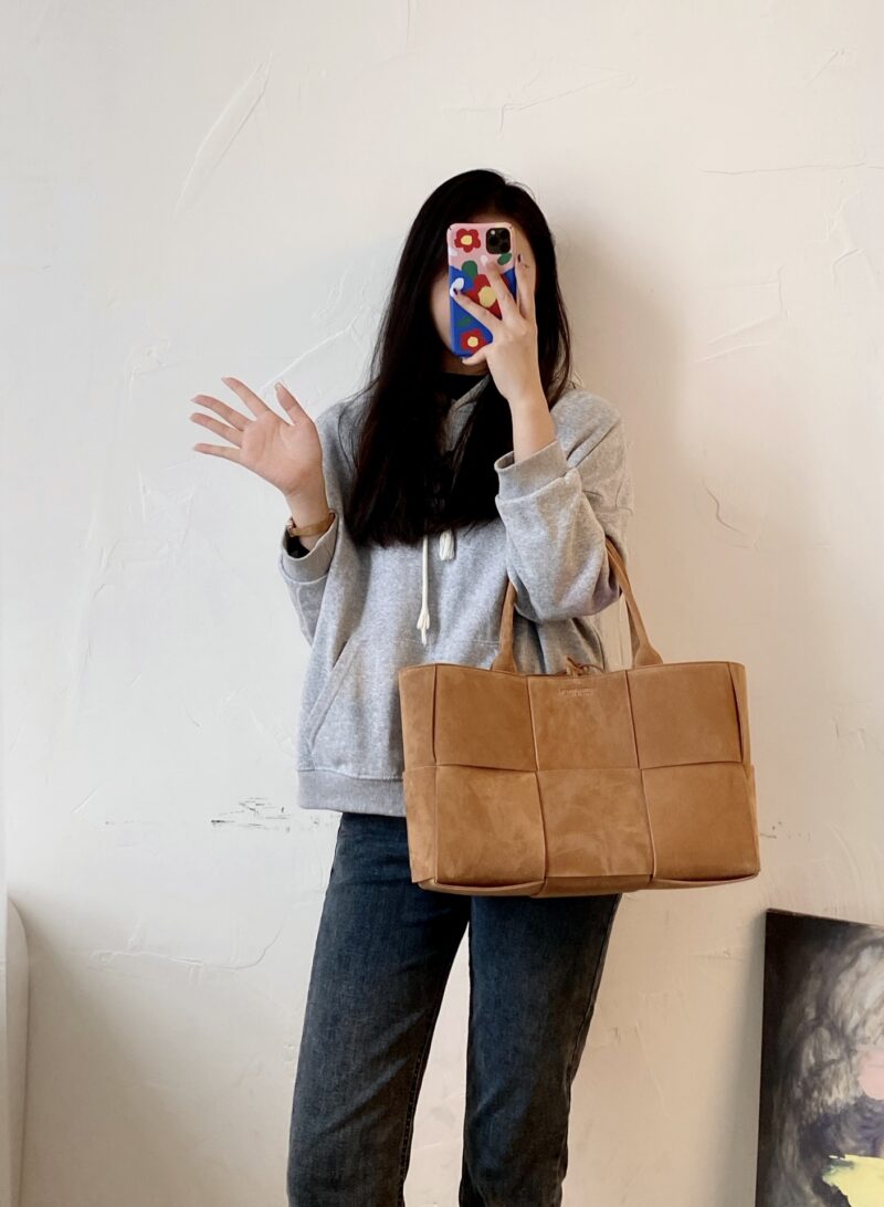 Bottega VenetaTote-41×27×14CM - Image 4