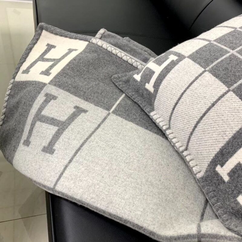 Hermes Blankets-180*140CM - Image 3